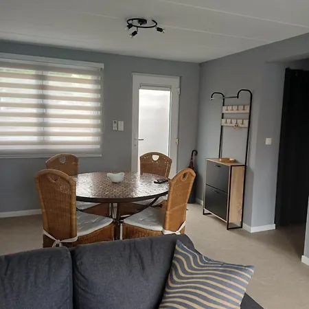 L'evasion Thudinienne, Et Сasa de vacaciones