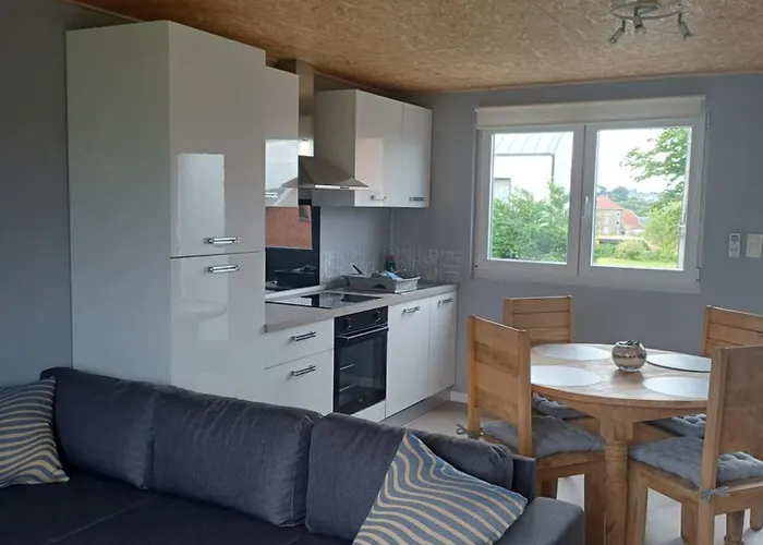 L'evasion Thudinienne, Et * Thuin