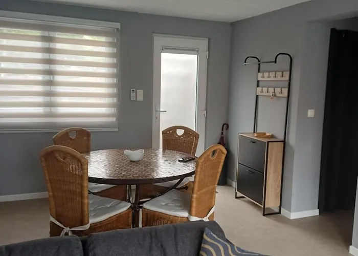 L'evasion Thudinienne, Et Nyaraló